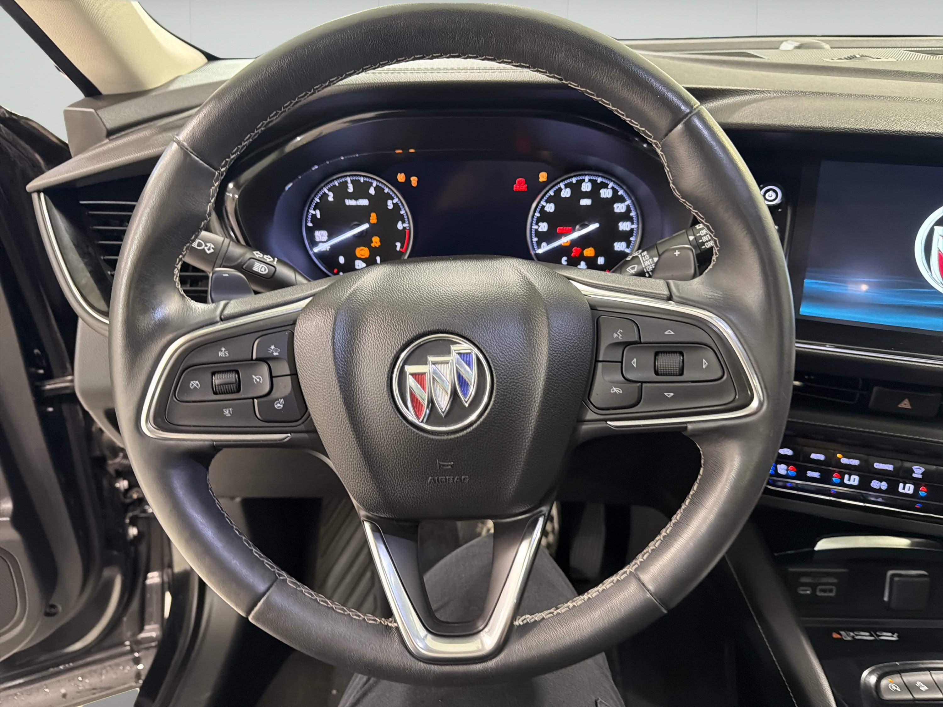 Used 2023 Buick Envision Avenir AWD/4WD image 15