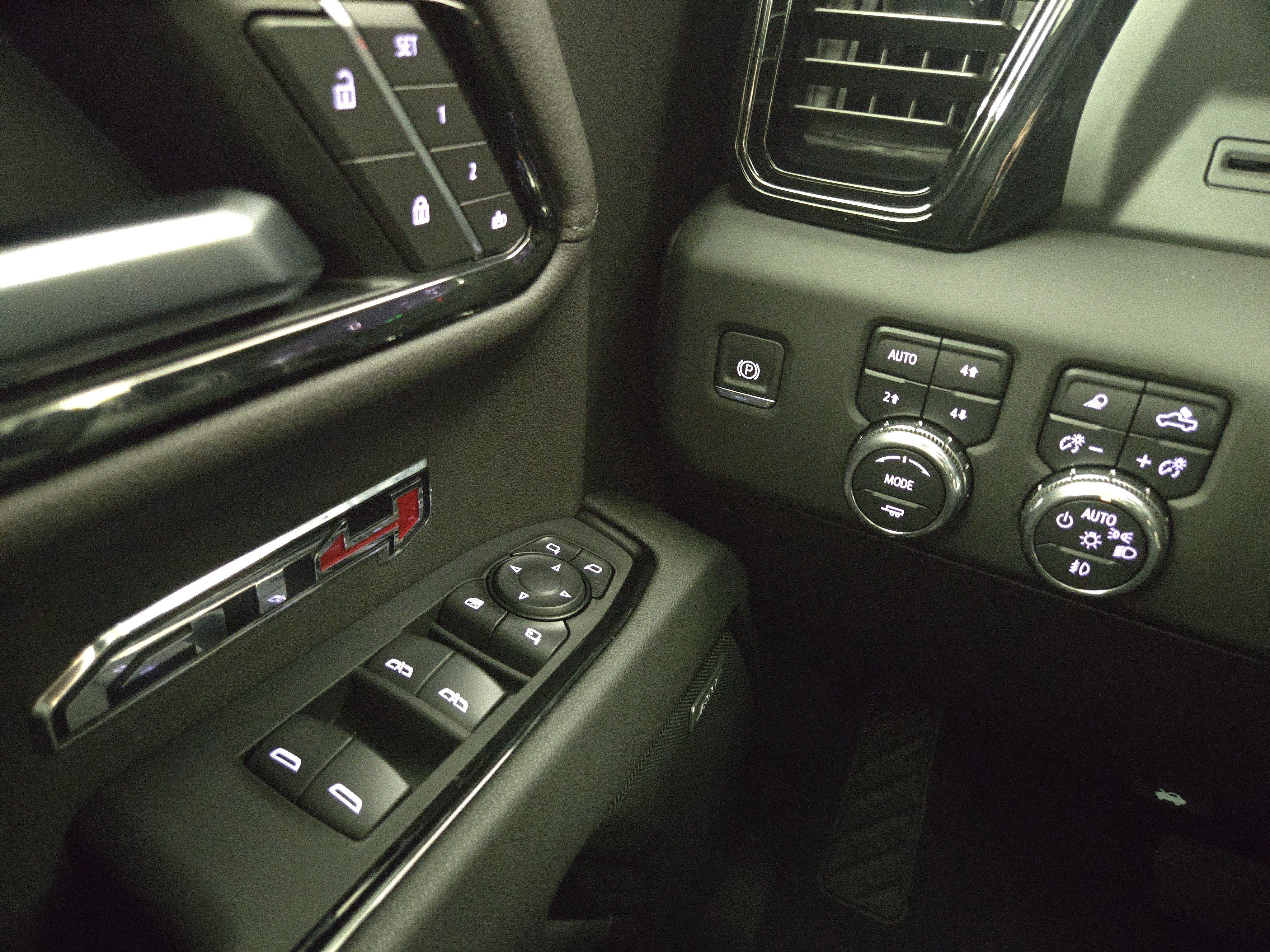 Certified 2026 GMC Sierra 1500 AT4 w/ AT4 Premium Package AWD/4WD image 29