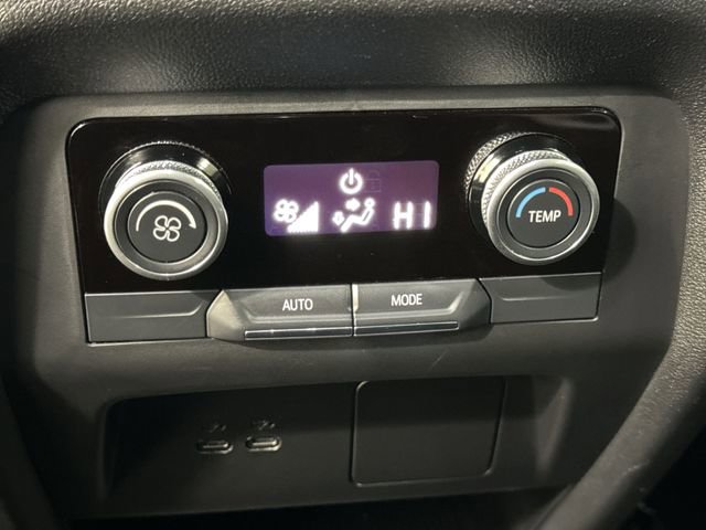 Certified 2025 Buick Enclave Preferred image 21