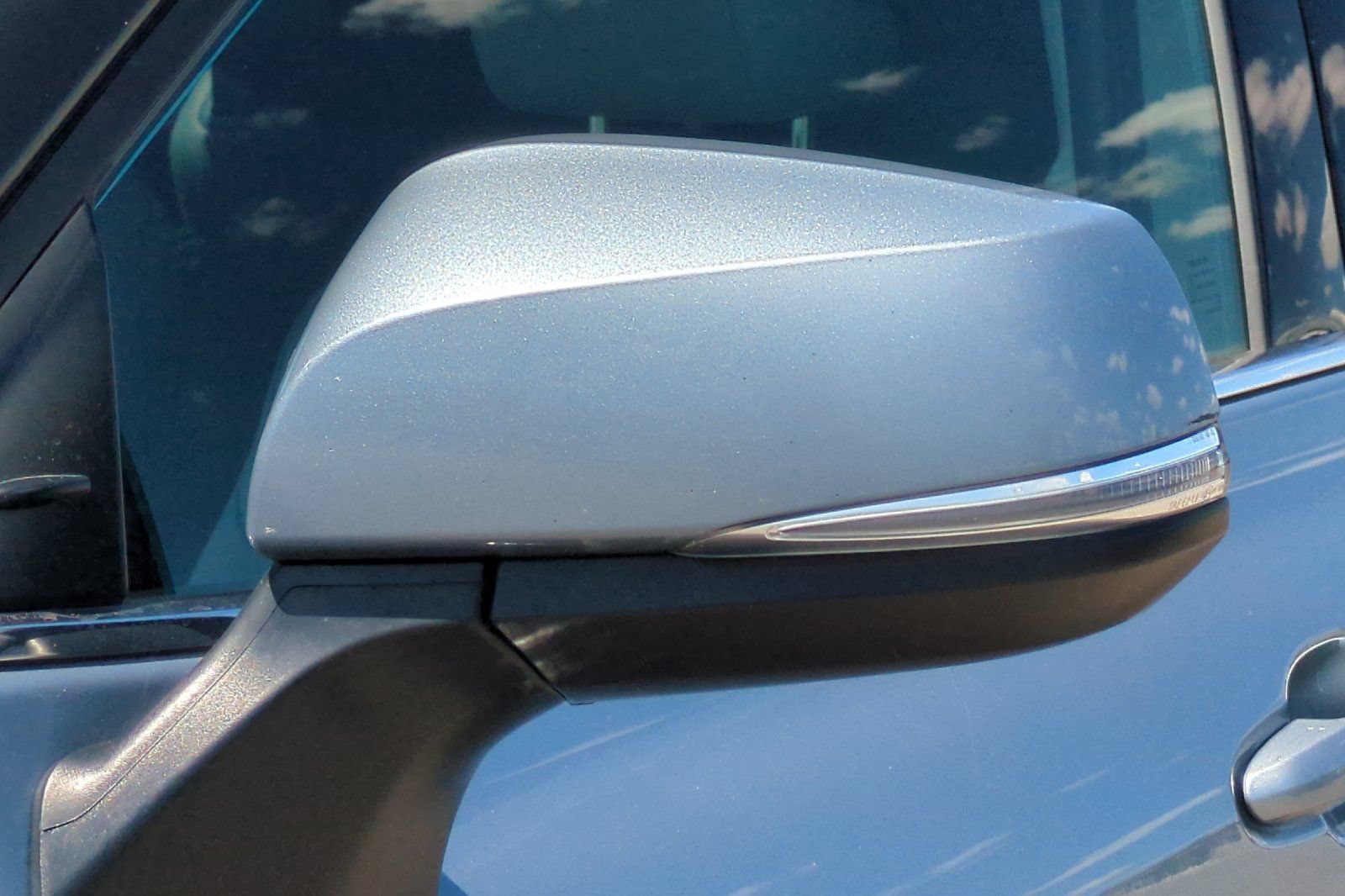 Used 2020 Toyota Highlander XLE AWD/4WD image 52