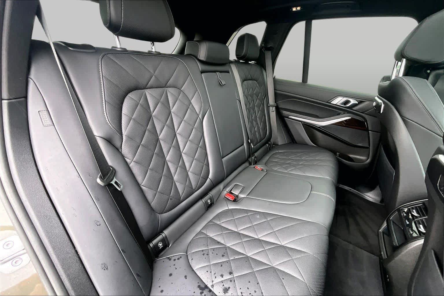Used 2024 BMW X5 sDrive40i w/ M Sport Package RWD image 18