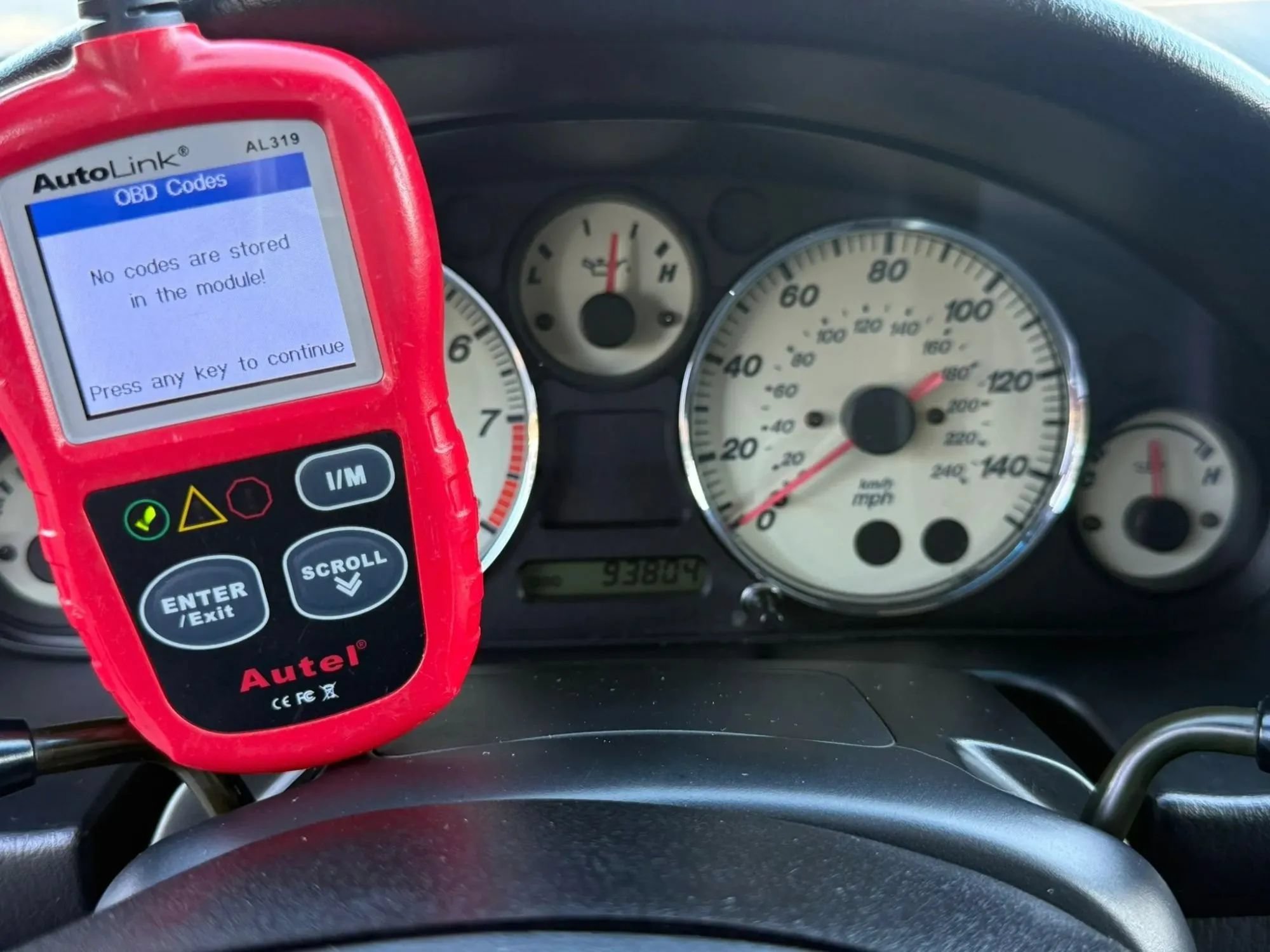 Used 2002 MAZDA MX-5 Miata LS RWD image 38