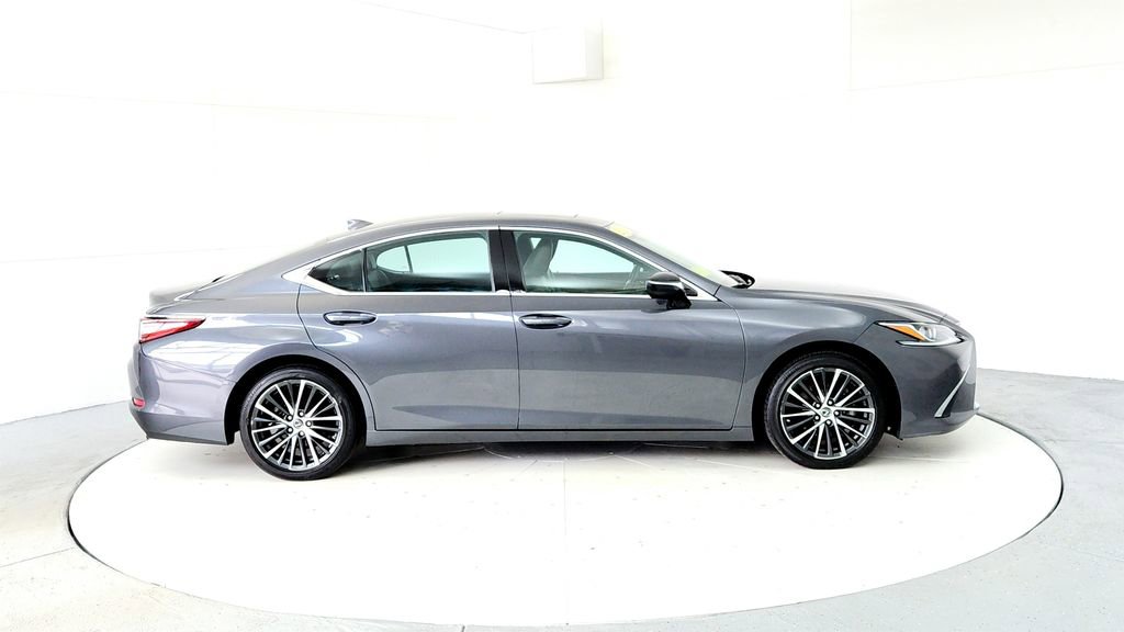 Used 2024 Lexus ES 350 w/ Premium Package FWD image 8