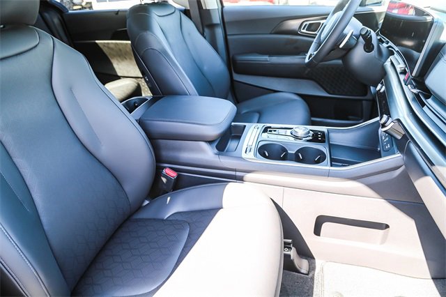 New 2026 Kia Carnival SX w/ SX Dark Edition Package image 7