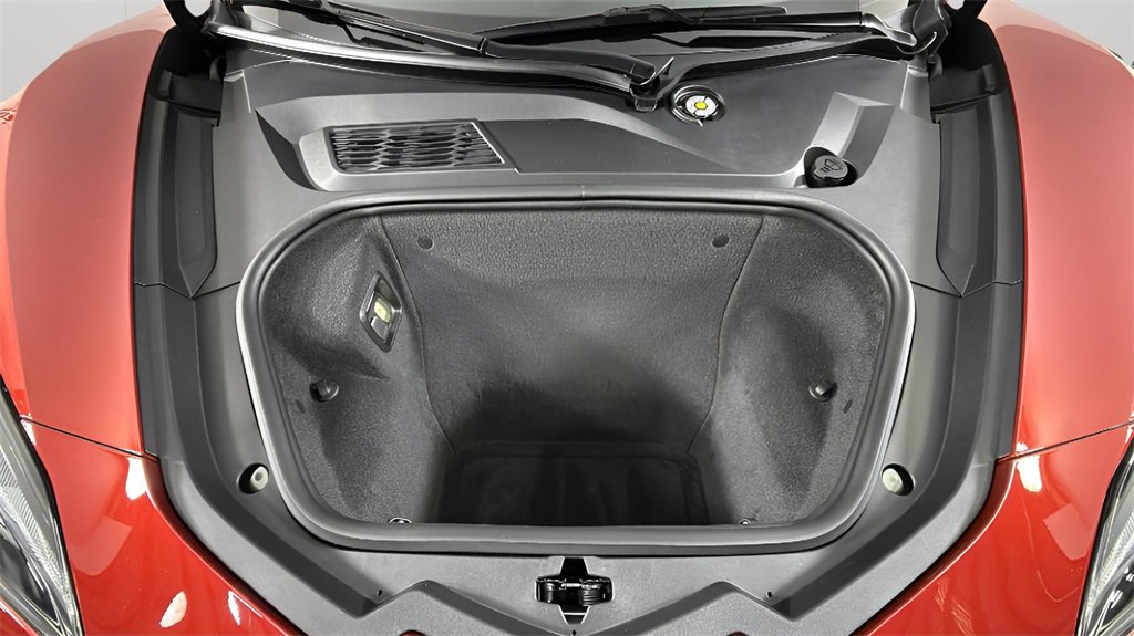 Used 2022 Chevrolet Corvette Stingray Premium Cpe w/ Z51 Performance Package image 37