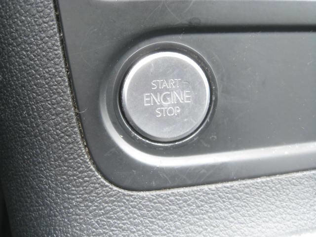 Used 2016 Volkswagen Tiguan S image 25