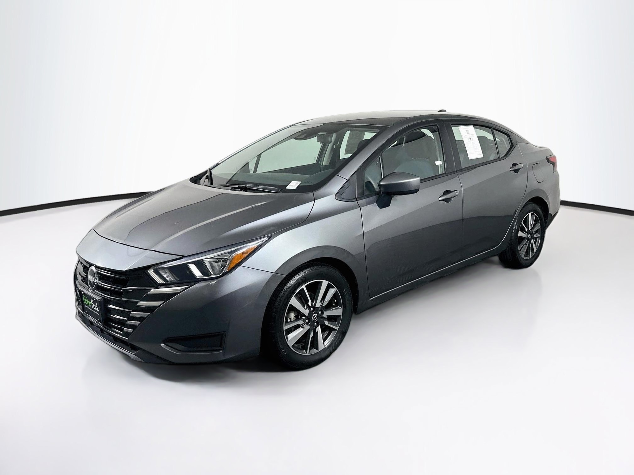 Used 2024 Nissan Versa SV FWD image 3
