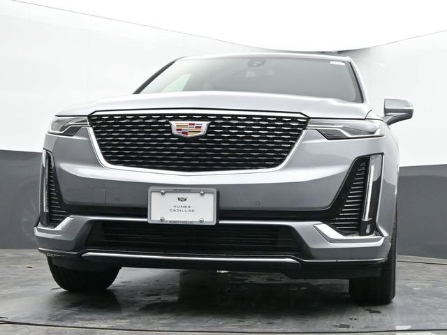 New 2025 Cadillac XT6 Luxury image 39