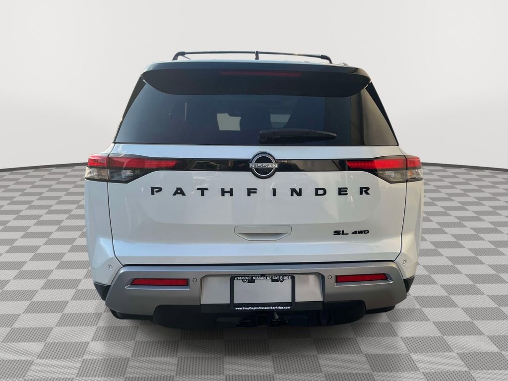 Used 2023 Nissan Pathfinder SL w/ SL Premium Package image 3