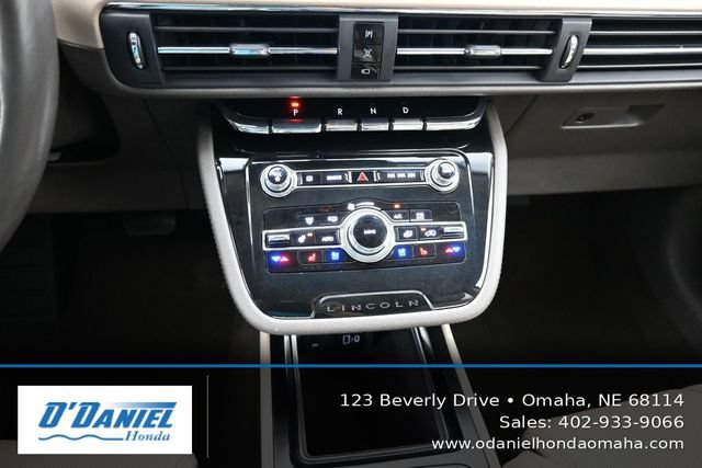 Used 2022 Lincoln Corsair Reserve w/ Equipment Group 201A AWD/4WD image 32
