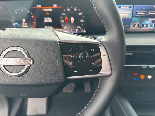 Used 2025 Nissan Murano SV image 13