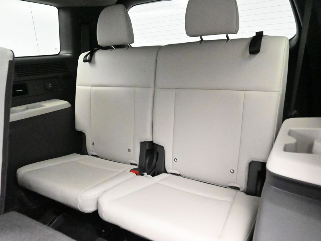 Used 2024 Hyundai Santa Fe Limited FWD image 20
