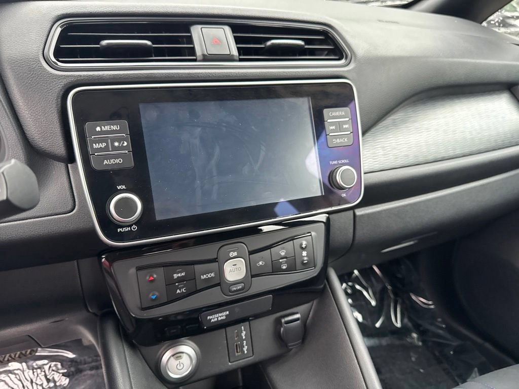 Used 2020 Nissan Leaf SV Plus w/ SV Plus Technology Package FWD image 8