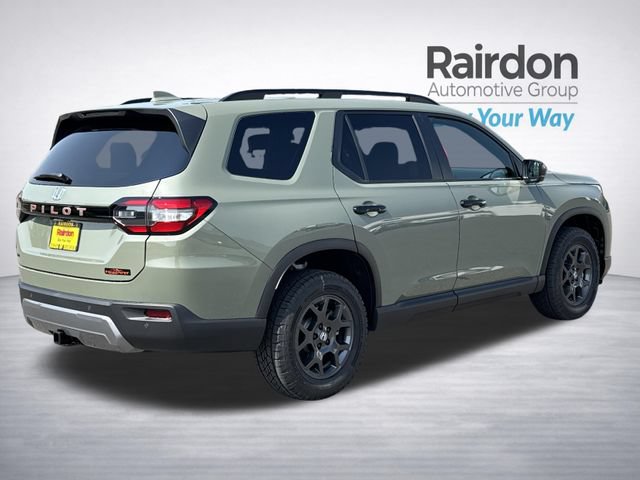 Used 2026 Honda Pilot TrailSport image 7