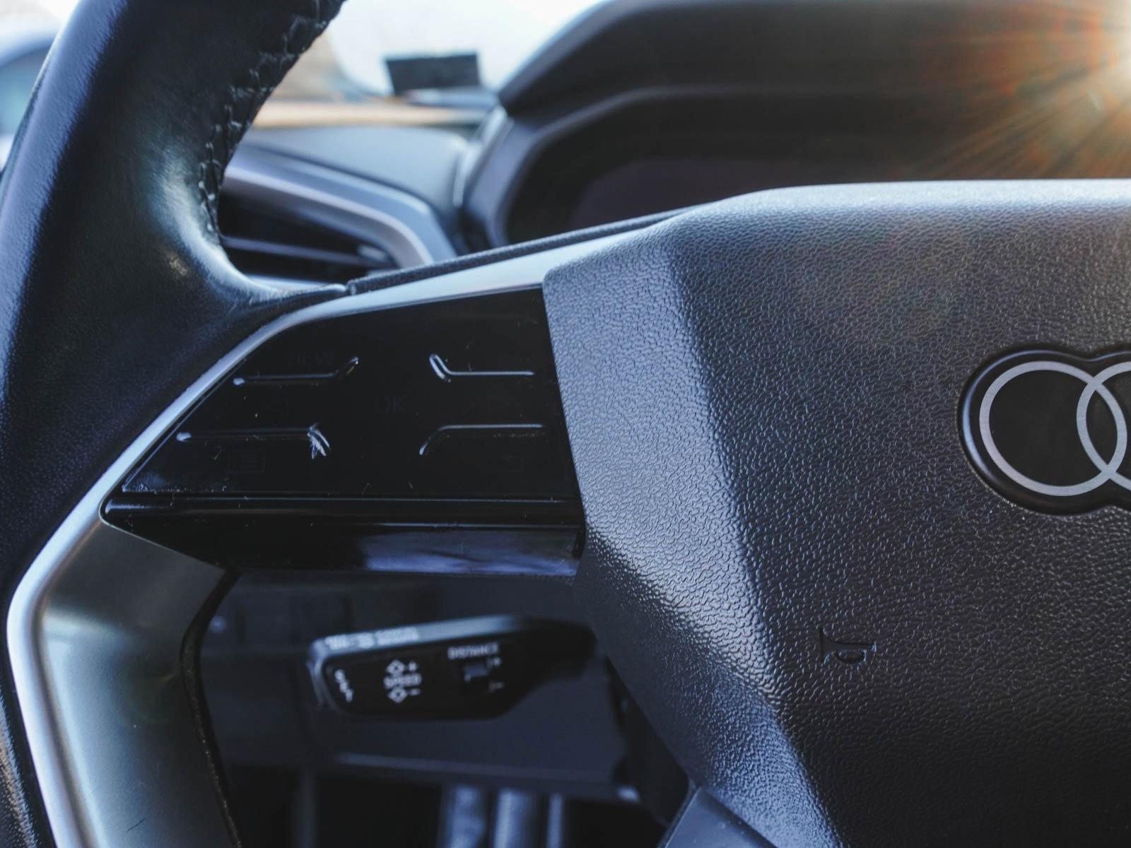 Used 2022 Audi Q4 e-tron Premium Plus image 24