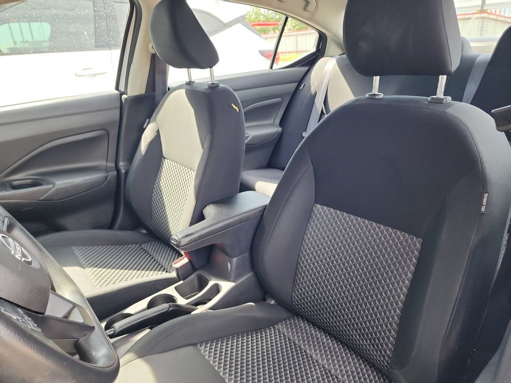 Used 2023 Nissan Versa S FWD image 14