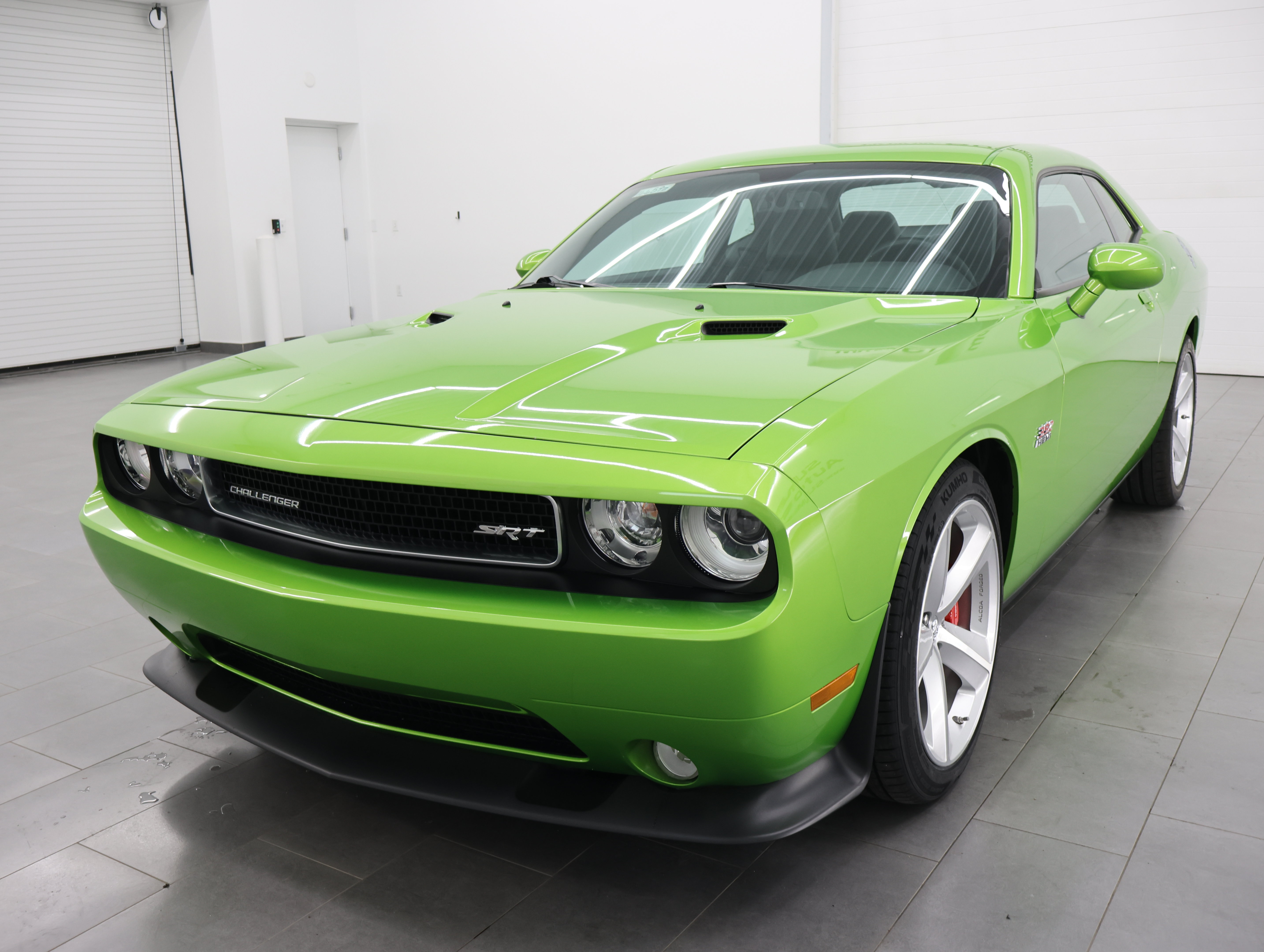 Used 2011 Dodge Challenger SRT8 w/ Green w/Envy Group RWD image 7