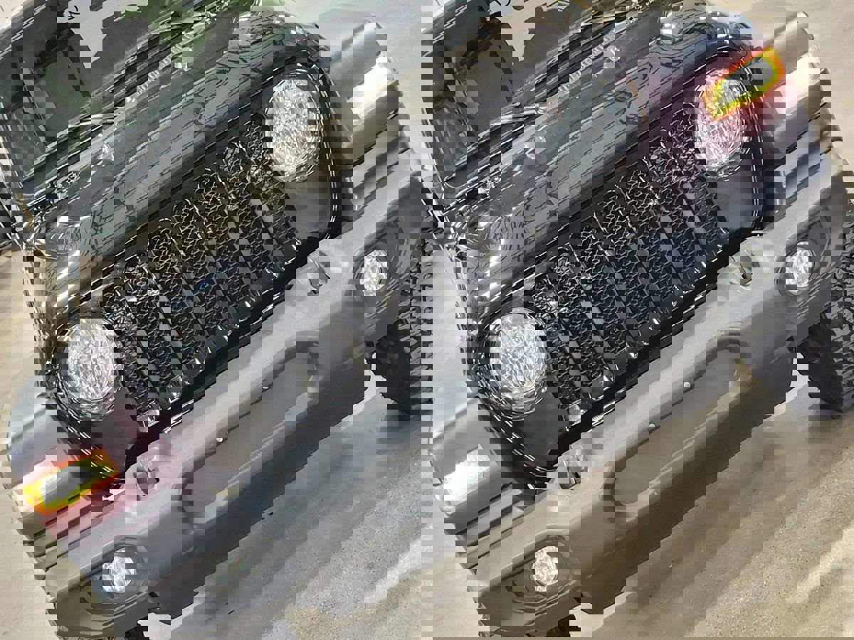 Used 2020 Jeep Wrangler Unlimited Sport image 19