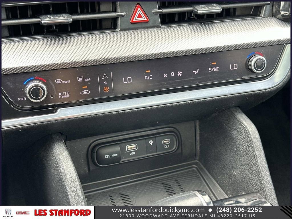 Used 2025 Kia Sportage SX AWD/4WD image 33