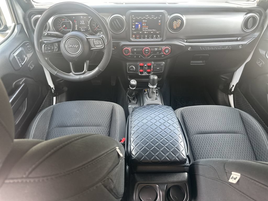 Used 2021 Jeep Wrangler Unlimited Sport AWD/4WD image 22