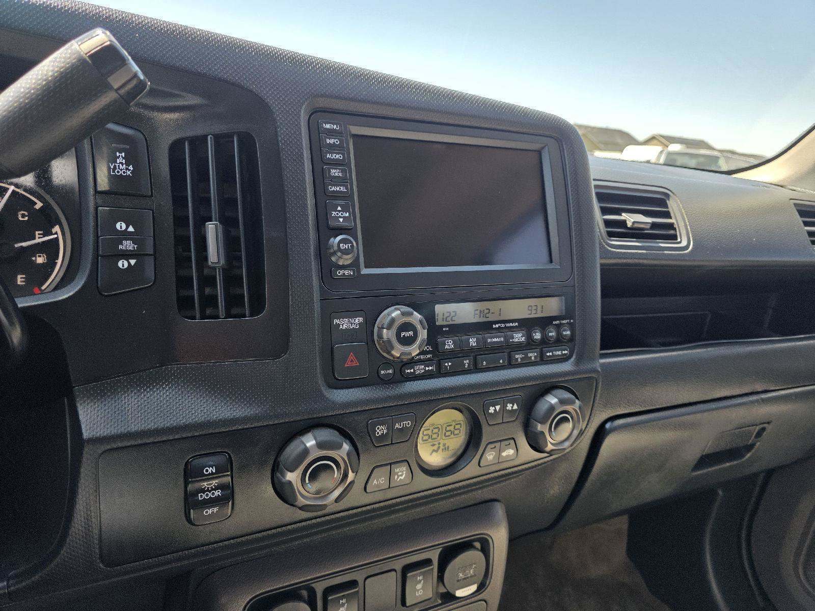 Used 2014 Honda Ridgeline RTL image 10