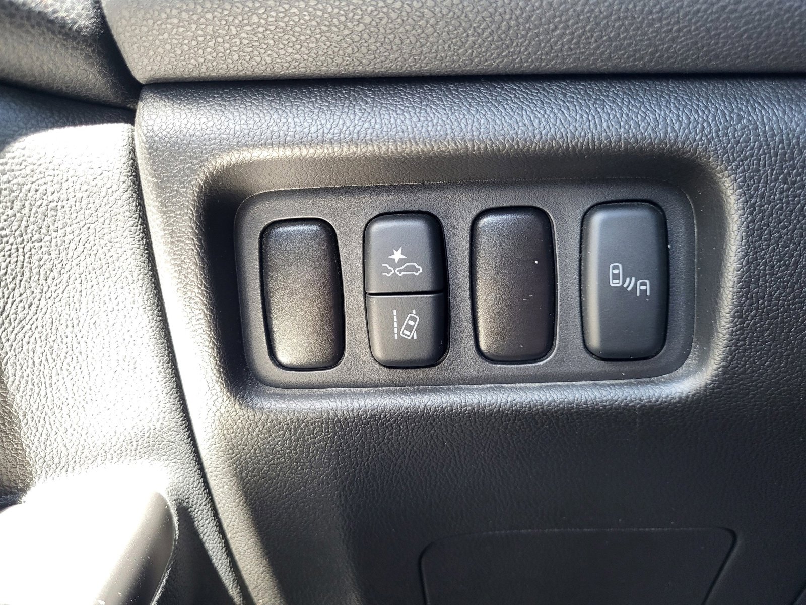 Used 2025 Mitsubishi Outlander Sport AWD image 23