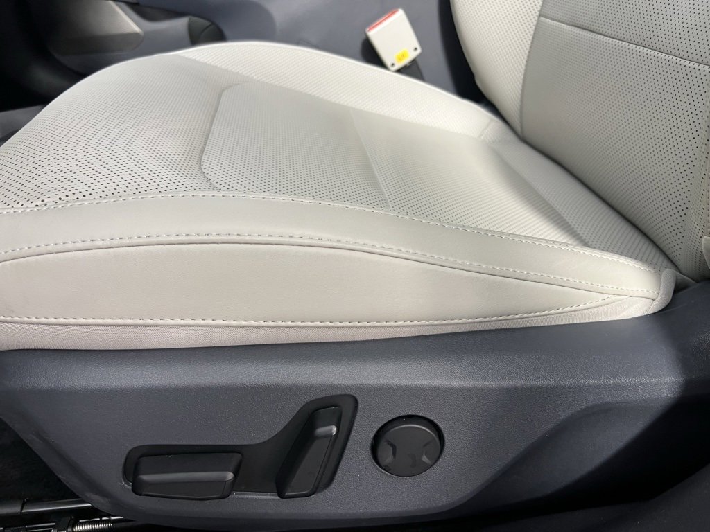 Used 2024 Kia EV6 Wind w/ Wind Technology Package image 26