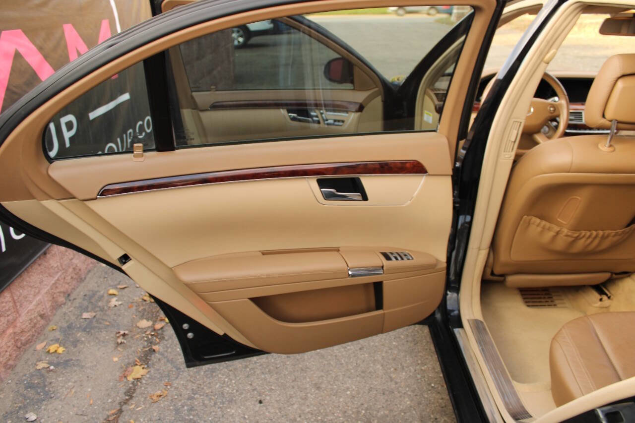 Used 2008 Mercedes-Benz S 550 4MATIC image 25