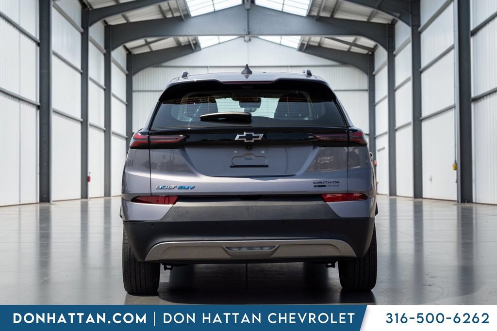 Used 2023 Chevrolet Bolt EUV Premier FWD image 23