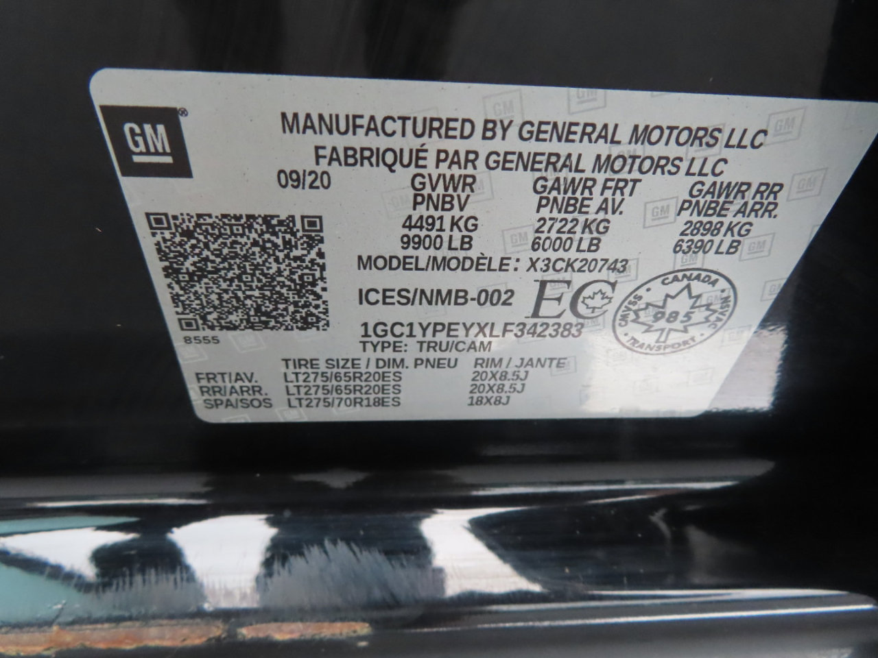 Used 2020 Chevrolet Silverado 2500 LTZ image 27