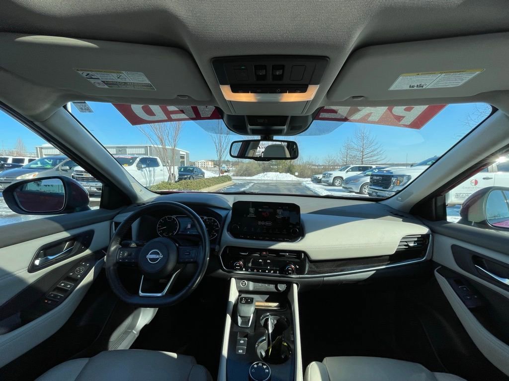 Used 2023 Nissan Rogue SL w/ SL Premium Package image 27