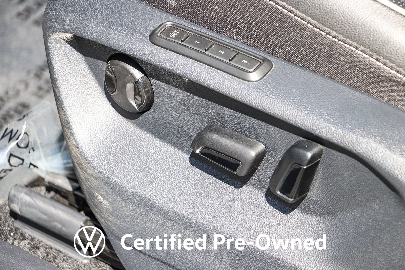 Used 2024 Volkswagen Tiguan SEL R-Line AWD/4WD image 21