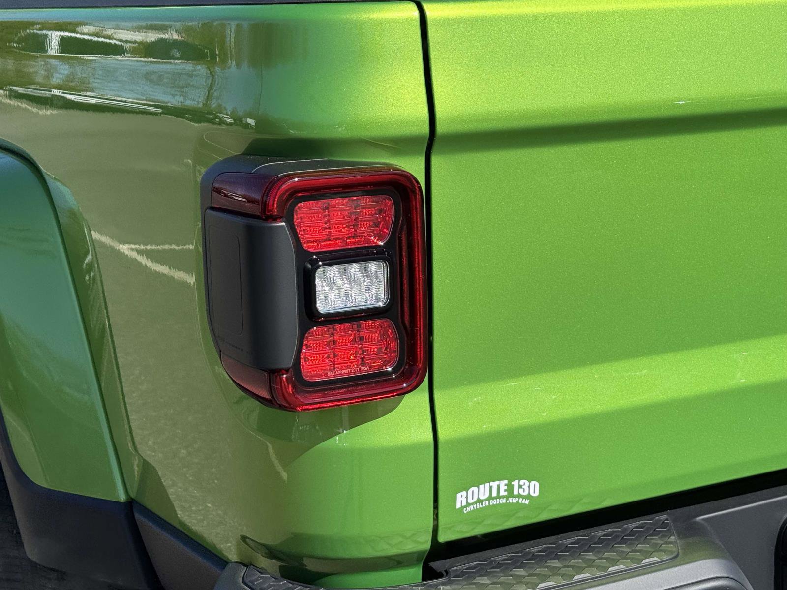 New 2026 Jeep Gladiator Sport AWD/4WD image 8