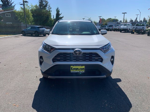 Used 2020 Toyota RAV4 Limited AWD/4WD image 9