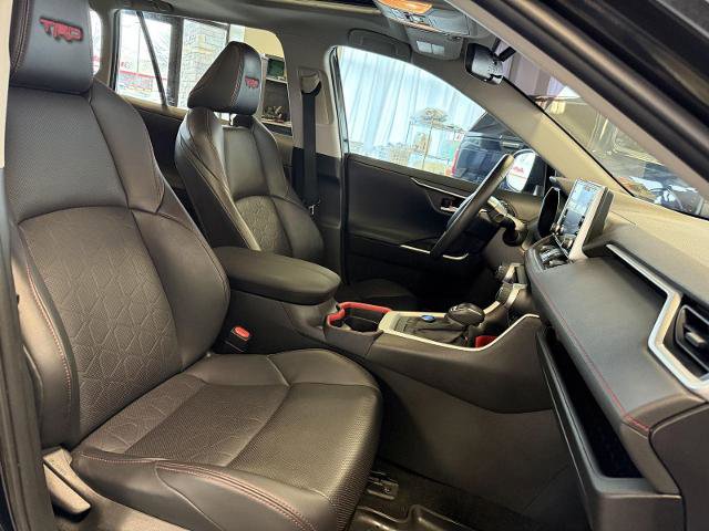 Used 2020 Toyota RAV4 TRD Off-Road w/ TRD Off-Road Weather Package image 23
