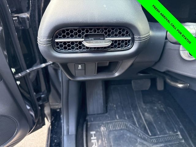 Used 2025 Honda HR-V EX-L image 18