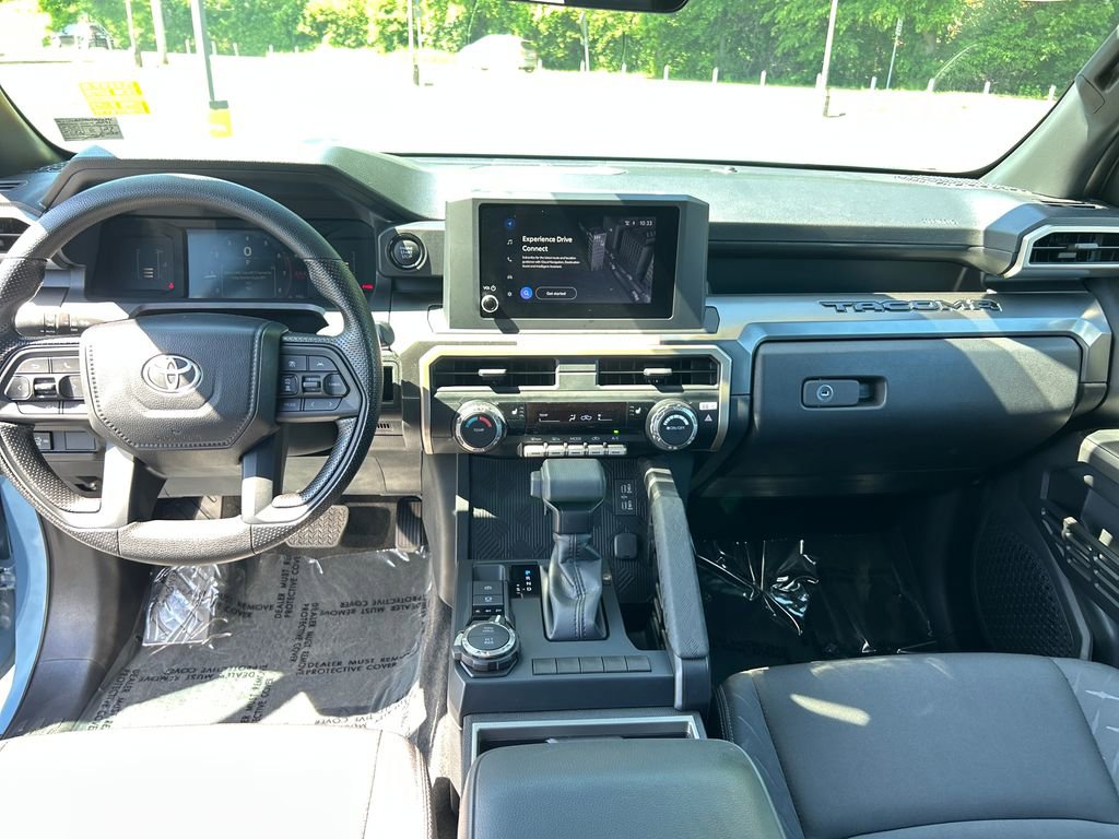 Certified 2026 Toyota Tacoma SR5 AWD/4WD image 21