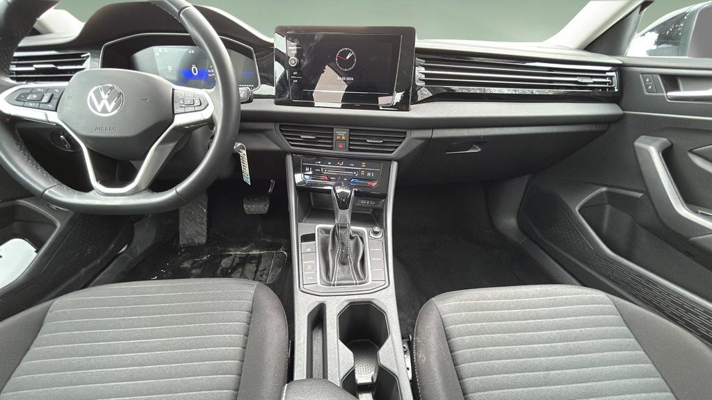 Used 2025 Volkswagen Jetta S image 23
