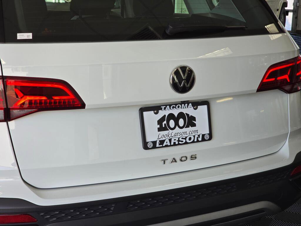 Used 2023 Volkswagen Taos S w/ Driver Assistance Package FWD image 12