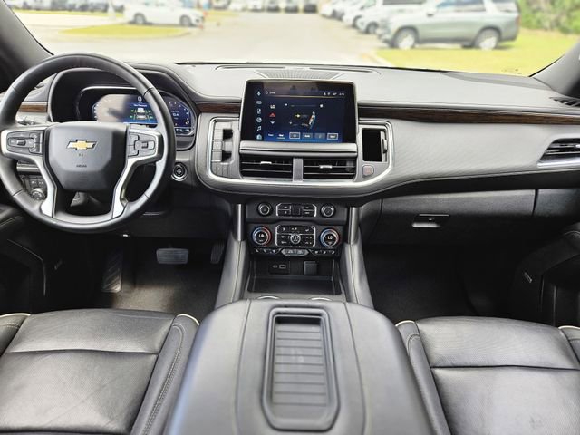 Used 2023 Chevrolet Suburban Premier image 14