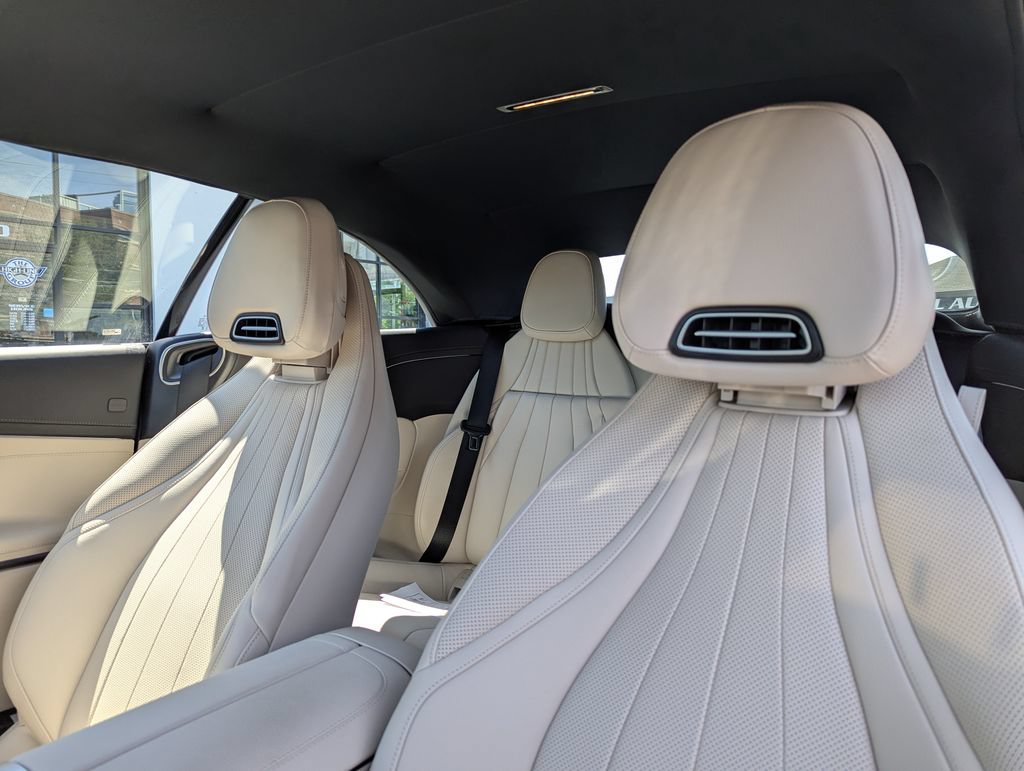 Used 2026 Mercedes-Benz CLE 450 4MATIC Cabriolet image 32