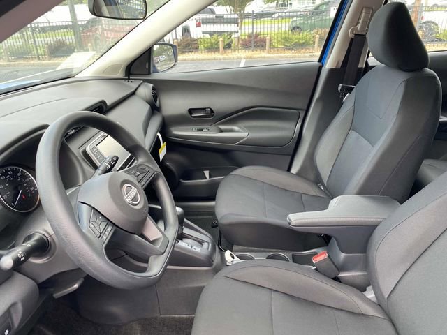 New 2025 Nissan Kicks Play S image 17