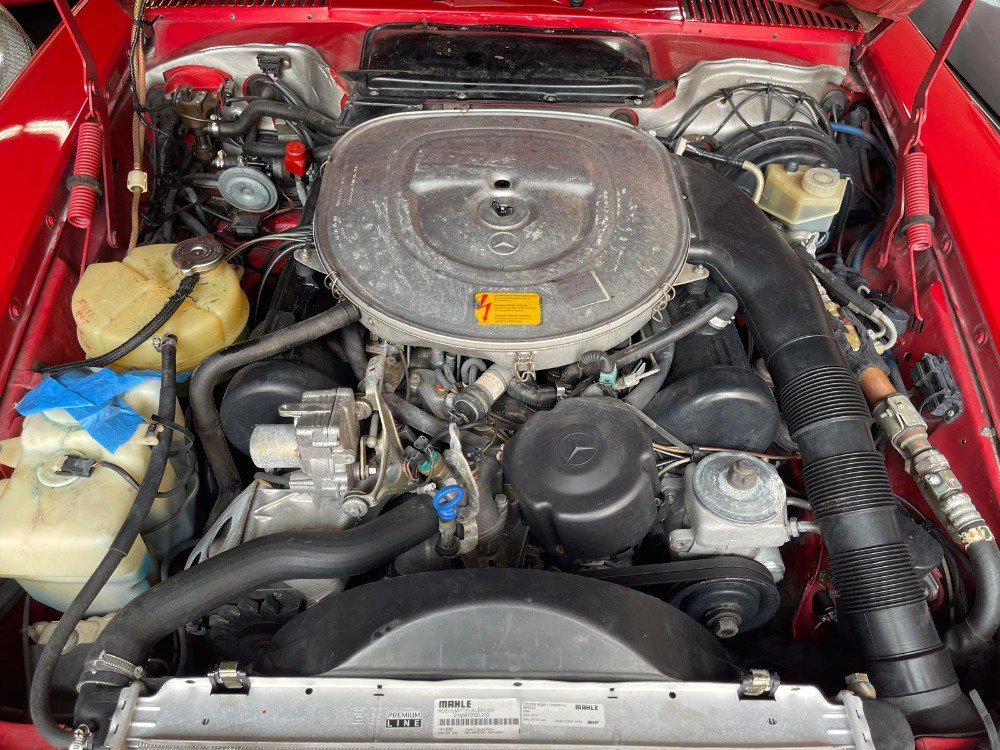Used 1988 Mercedes-Benz 560 SL image 8