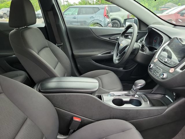 Used 2024 Chevrolet Malibu LT FWD image 34