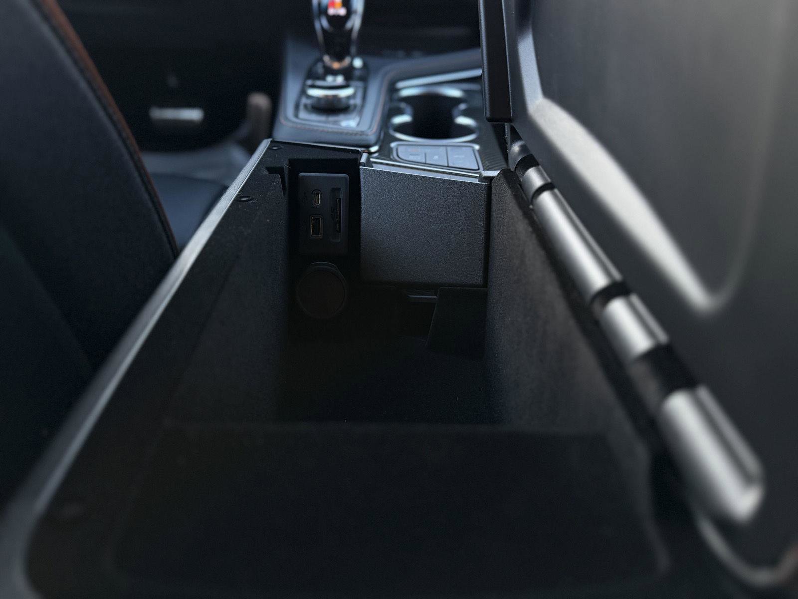 New 2026 Cadillac CT4 V w/ LPO, ONYX Package image 22