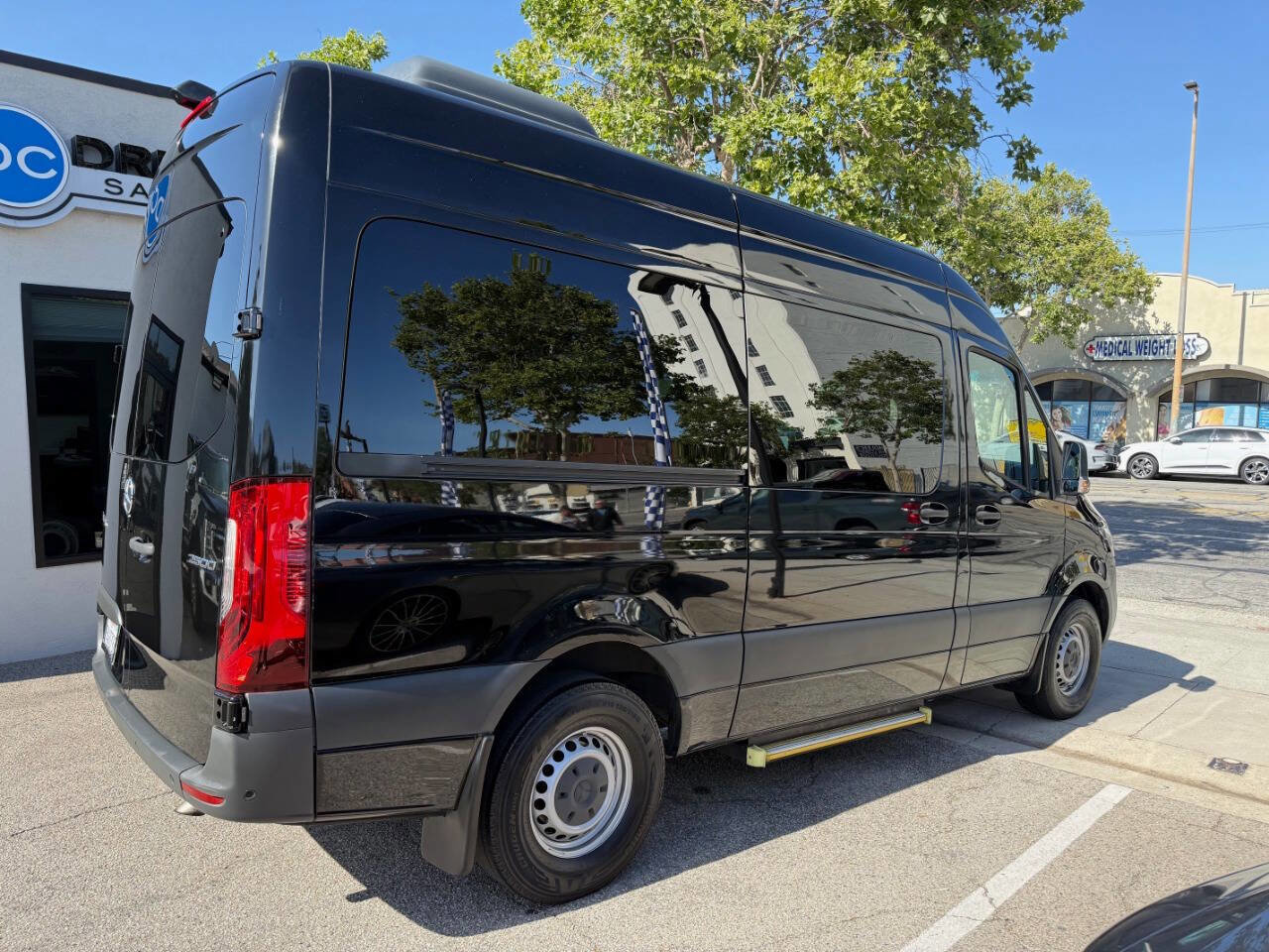Used 2022 Mercedes-Benz Sprinter 2500 image 7