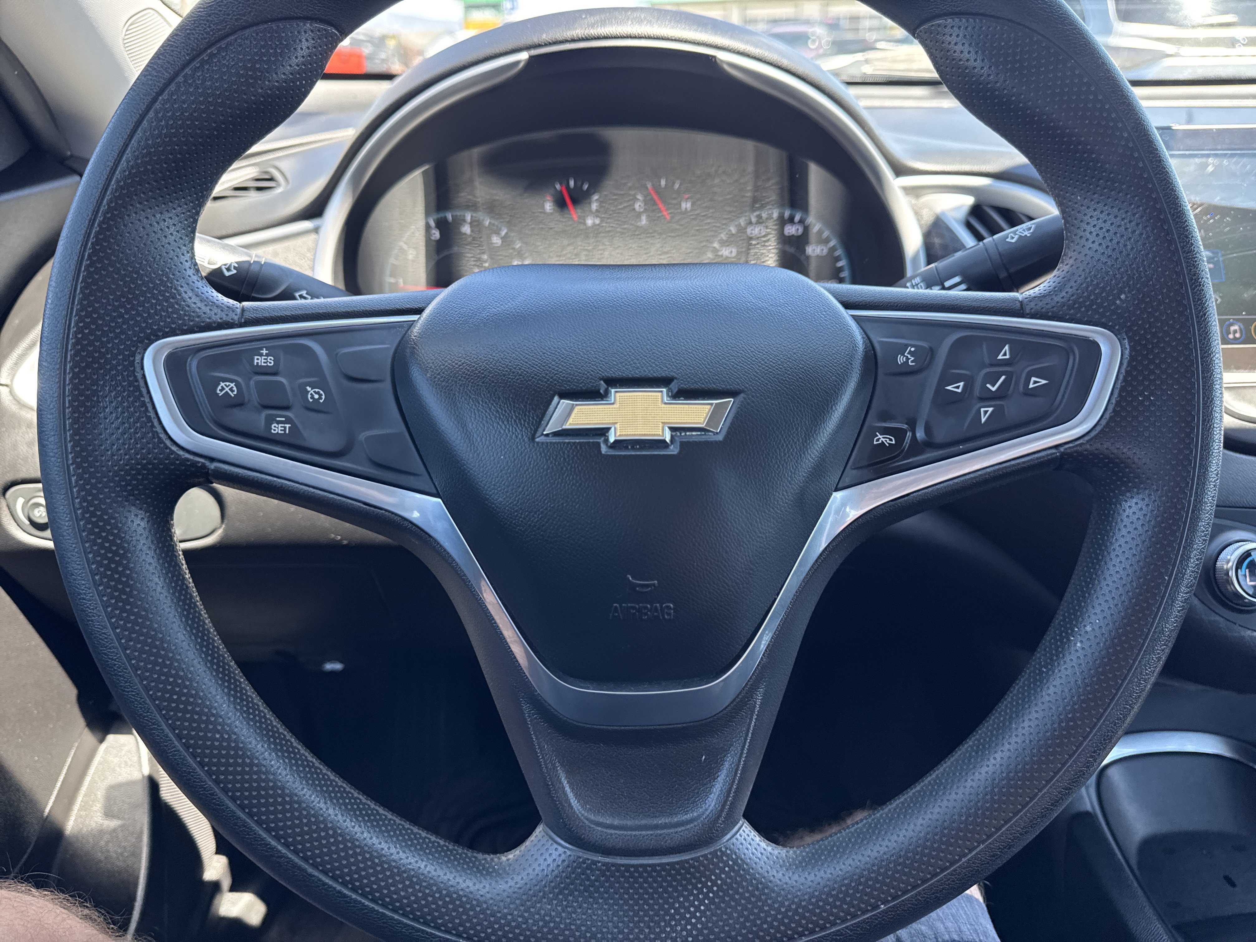 Used 2022 Chevrolet Malibu LT FWD image 11