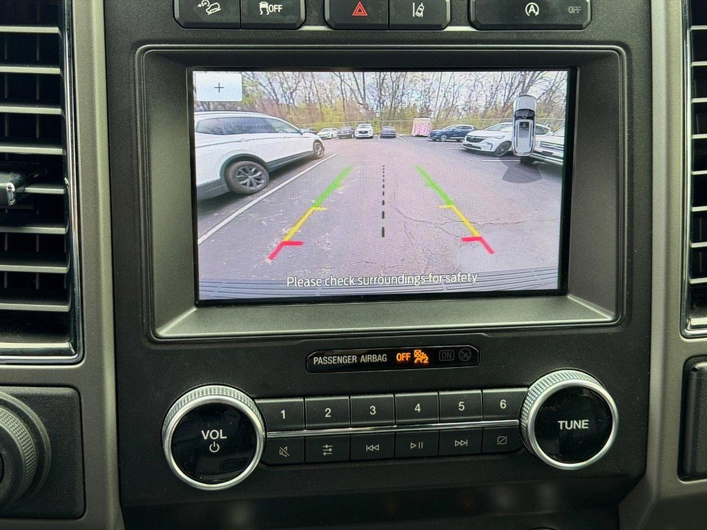 Used 2020 Ford Expedition XLT w/ Equipment Group 202A image 24