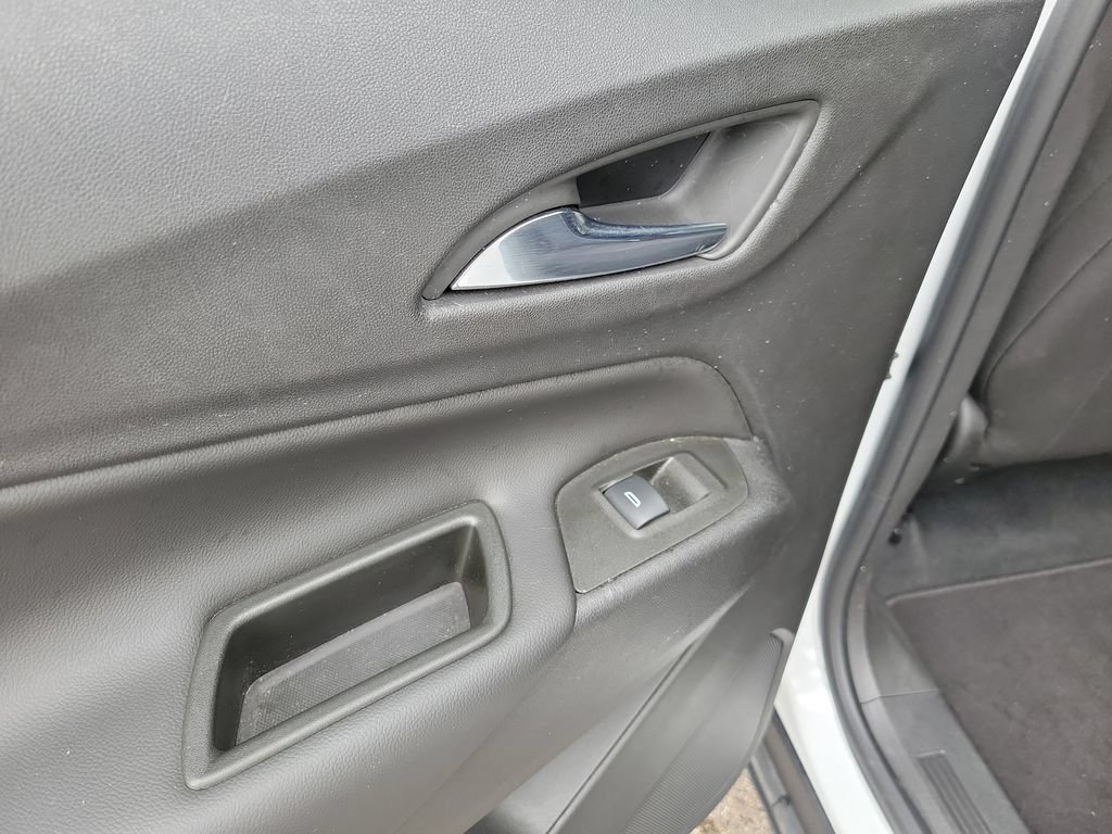 Used 2022 Chevrolet Equinox LT FWD image 18