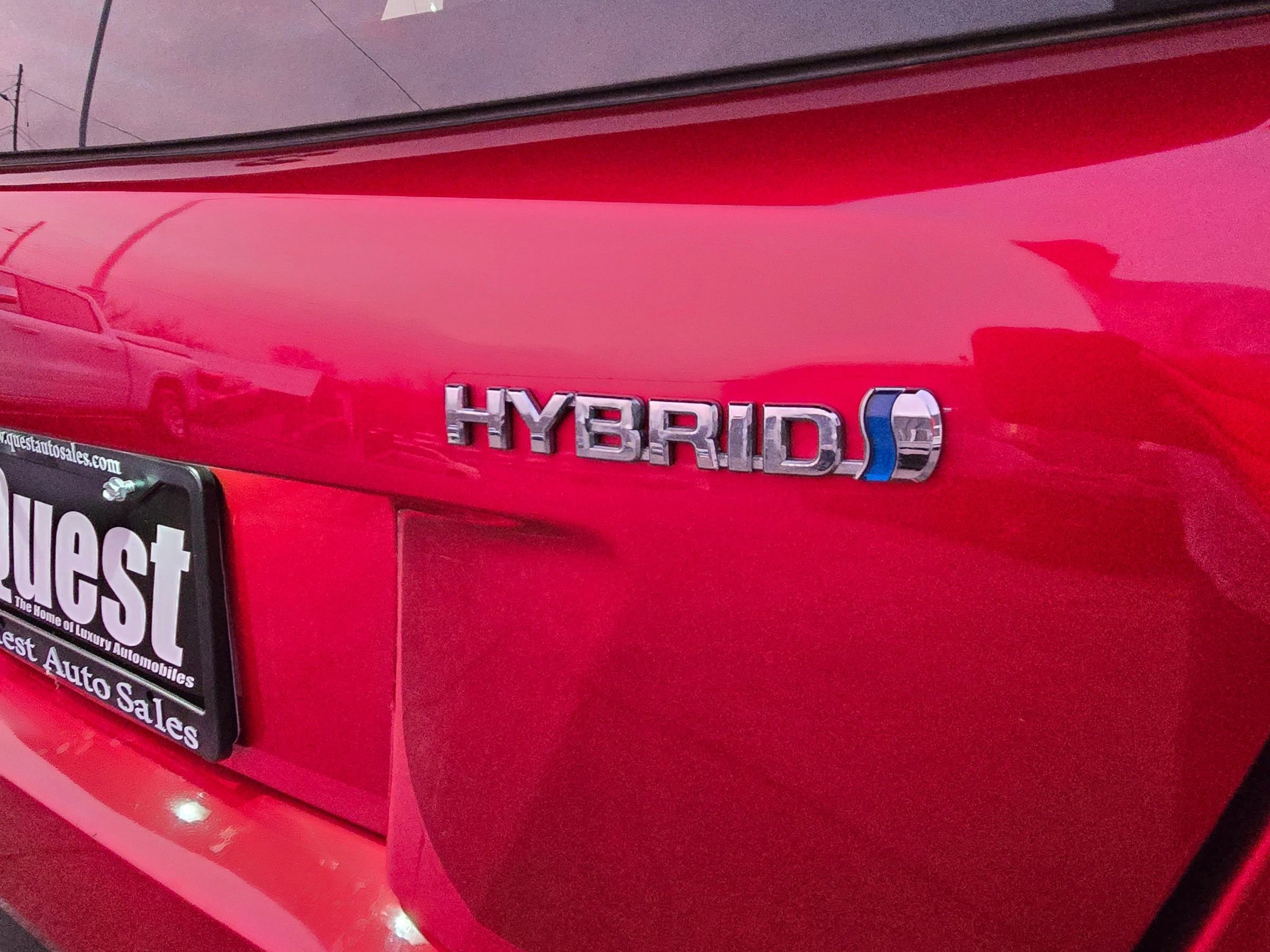 Used 2017 Toyota Prius Three image 26